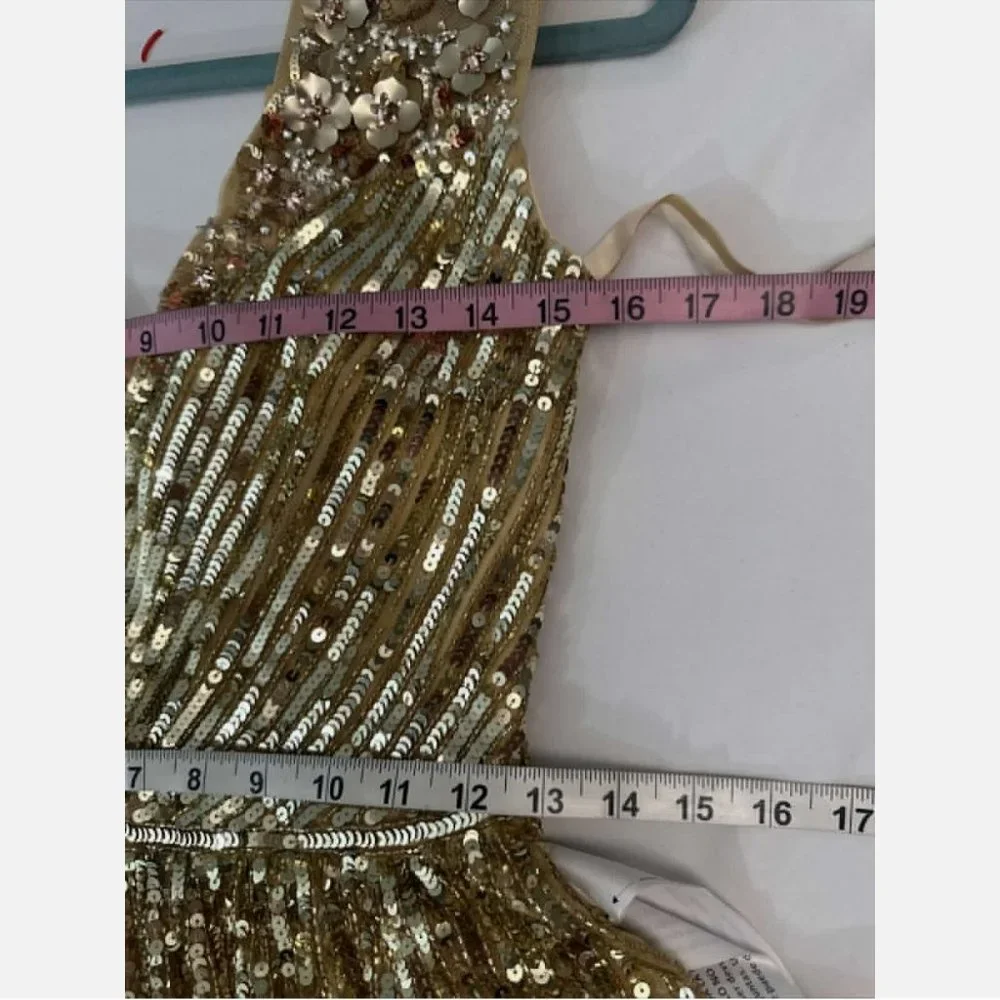 NWT $798 Mac Duggal [ 8 ] Sequin & Floral‎ Embellished Evening Gown Gold